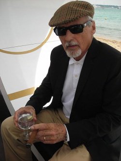 Dennis Hopper by wiki, antje verena