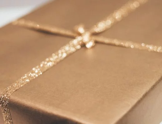 goldbarren gravur persoenliche widmung 520x400 - Goldbarren mit individueller Gravur – Eine glänzende Geschenkidee