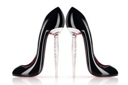louboutin_Champagner Glas