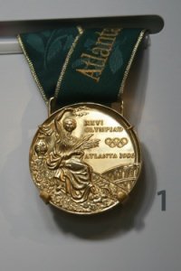 Goldmedaille by flickr, cliff1066