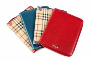 Burberry iPad-Hüllen © Burberry Burberry iPad-Hüllen © Burberry