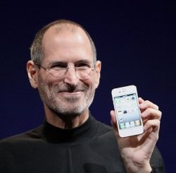 Steve Jobs by wikimedia Matt Yohe - Steve Jobs: Luxusyacht wird mit Philippe Starck weitergebaut