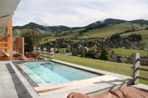 Aussenpool des Excelsior