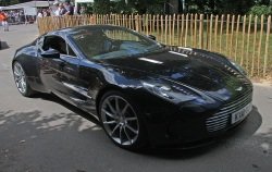 Aston Martin by wikimedia/ Brian Snelson cc by wikimedia/ Brian Snelson