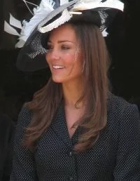 Kate Middleton by wikimedia Nick Warner - Herzogin Catherine tauft Luxus-Kreuzfahrtschiff „Royal Princess“