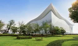 New Century Global Centre Foto Entertainment Travel Group - New Century Global Centre: Das größte Gebäude der Welt in China