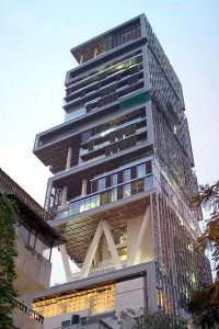 Ambani house mumbai cc by wikimedia/ Jhariani cc by wikimedia/ Jhariani