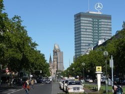 Ku'damm Berlin cc by flickr/ http2007 cc by flickr/ http2007