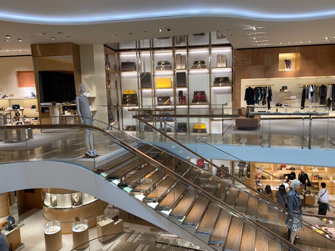louis vuitton frankfurt shop store laden 1080x810 - Louis Vuitton: Neuer Store in Frankfurt am Main