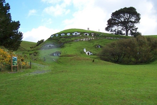 Herr der Ringe Auenland cc by wikimedia Sonja Fischer - Luxuriöse Reise nach Neuseeland für Fans von „Herr der Ringe“