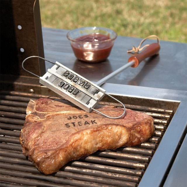 barbecue grillen branding tool 640x640 - Geschenke zum Vatertag. Was schenkt man Jemandem, der schon alles hat?