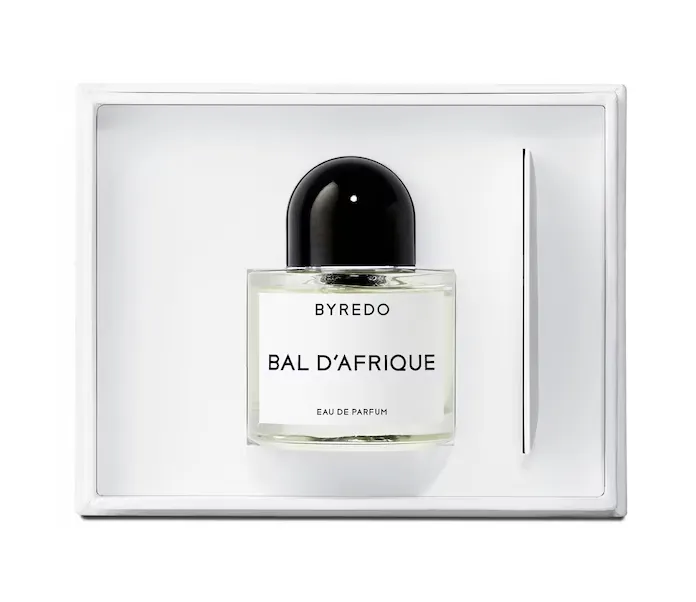 Byredo Bal d’Afrique – minimalistischer Glasflakon mit schwarzer Kappe im weißen Etui; zitrisch-floraler Unisex-Luxusduft.