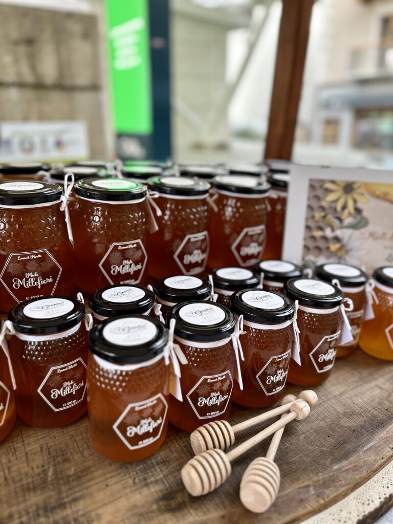 Lokale Produkte aus dem Aostatal vom Bauernmarkt Lo Matsòn
