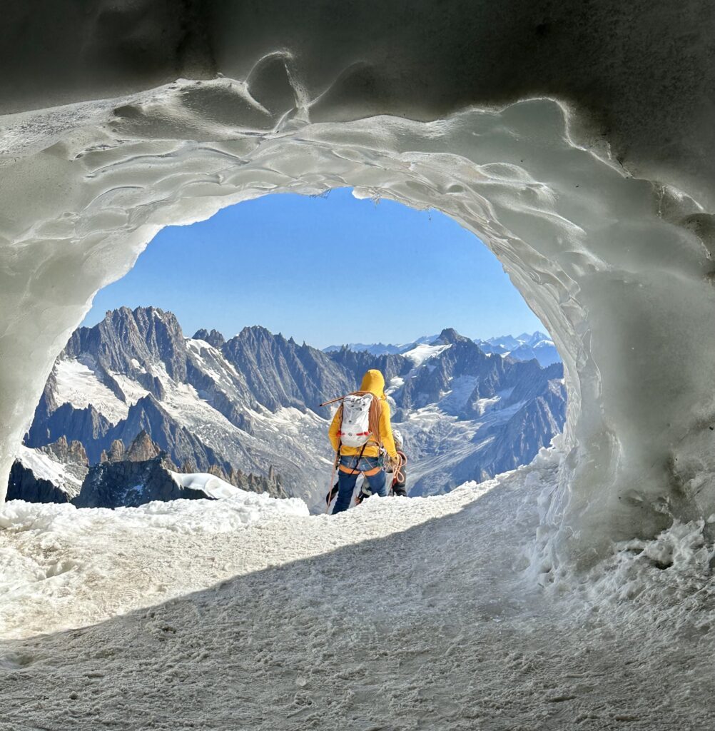 Ausstieg an der Aiguille du midi auf den Gletscher am Mont Blanc Chamonix
