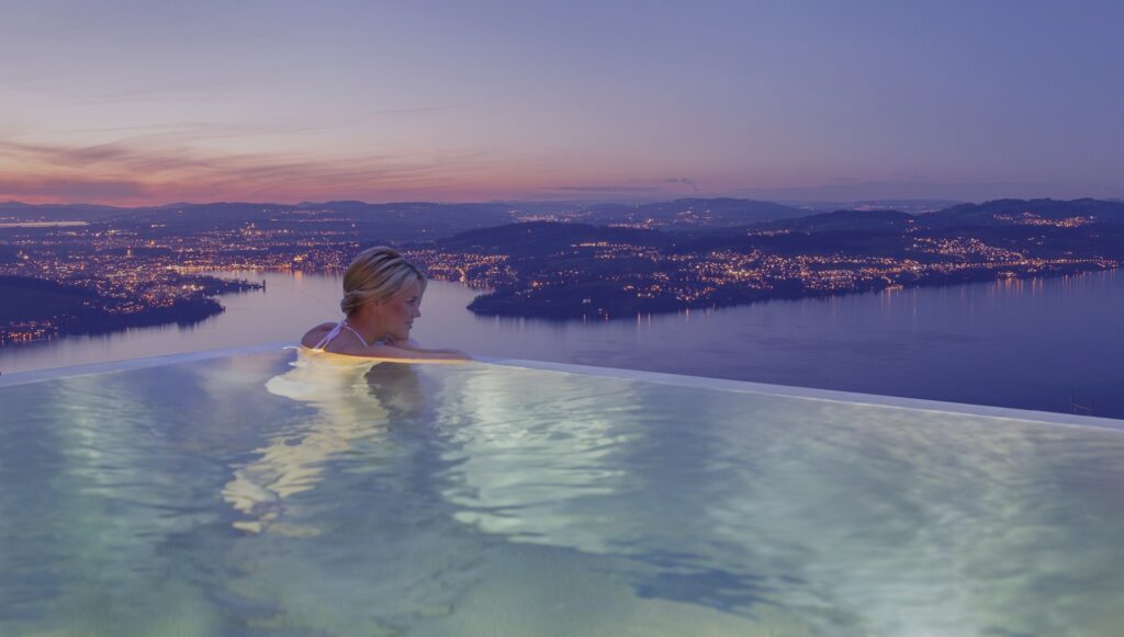 Bürgenstock Resort Lake Lucerne Alpine_Spa_Infinity Pool