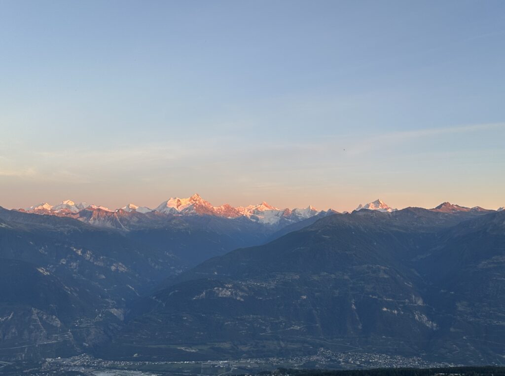Hotel Chetzeron Crans Montana in ehemaliger Liftstation