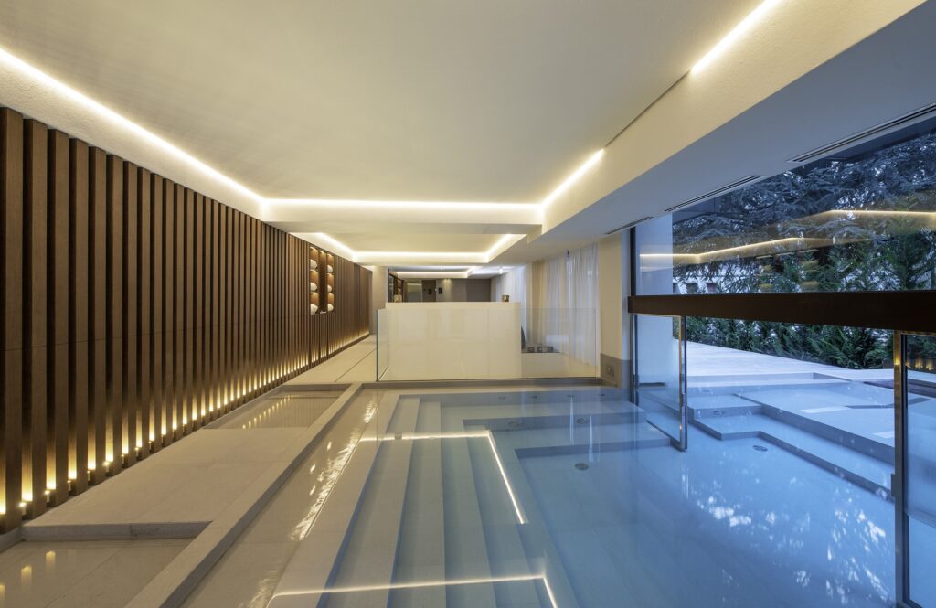 Hotel Le Massif Courmayeur Spa Pool