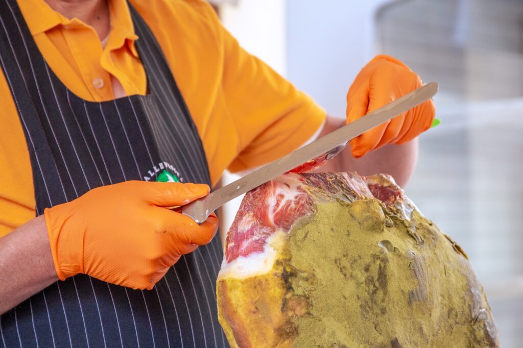 Lo Matson Food Market Courmayeur