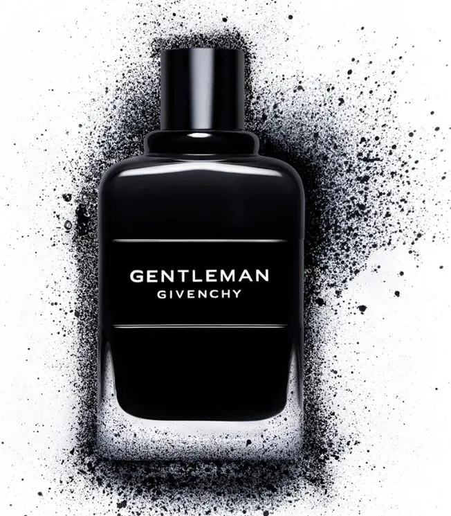Schwarzer Flakon von Givenchy Gentleman Eau de Parfum – eleganter Herrenduft 2025 mit moderner Intensität