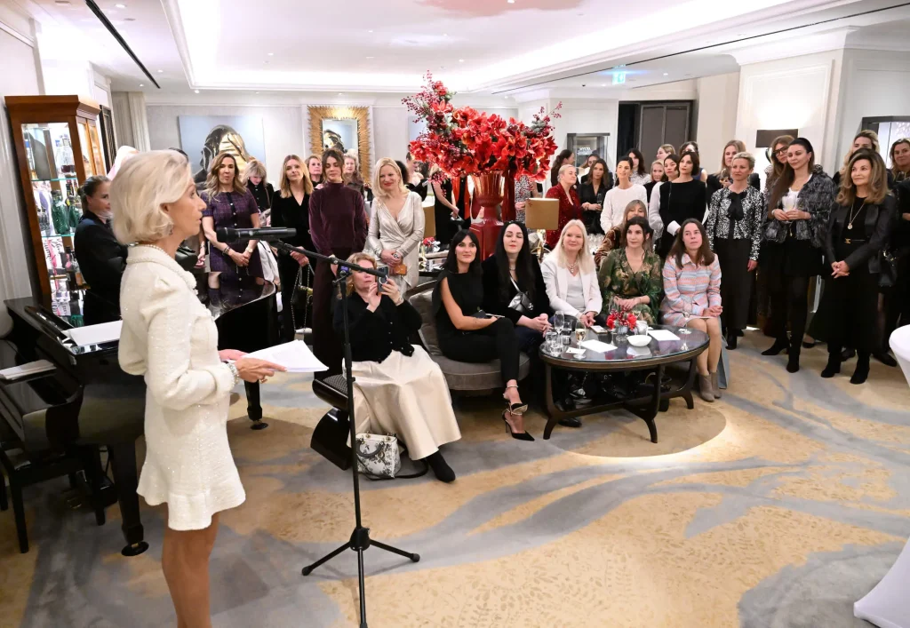 CeU Christmas Cocktail Mandarin Oriental Munich