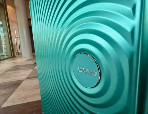 American Tourister Soundbox Alu in Dusty Turquoise - stylisches Reisegepäck