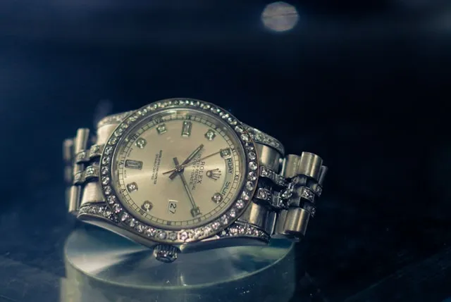 Rolex Datejust mit Diamantlünette als luxuriöses Highlight einer Uhrensammlung