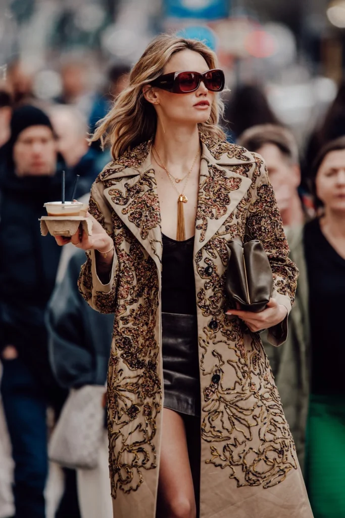https://www.instagram.com/olga.loeffler/ Der Overdressed Club von Olga Löffler steht für Mode, Persönlichkeit und mehr Mut zur Eleganz.