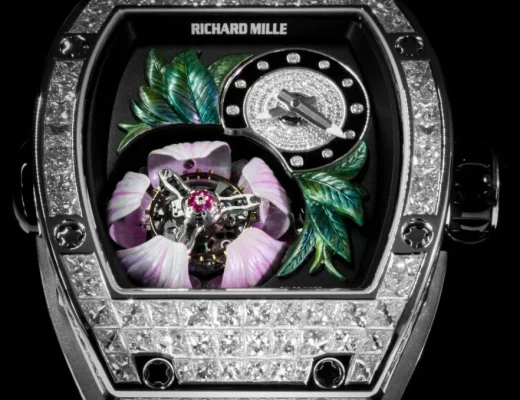 Richard Mille RM 19-02 Fleur mit diamantbesetztem Weißgoldgehäuse, handgefertigter Magnolienblüte und fliegendem Tourbillon.