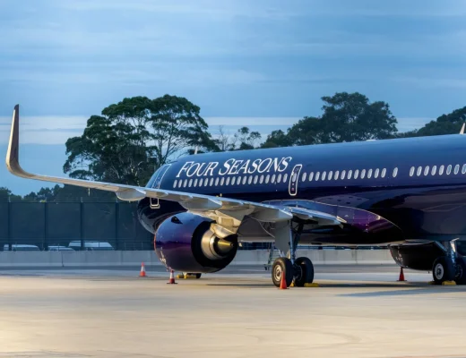 Four Seasons Private Jet Airbus A321neo-LR auf einem Flughafenvorfeld